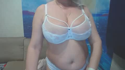 VicunaCool online show from January 2025 08:43:02 PM