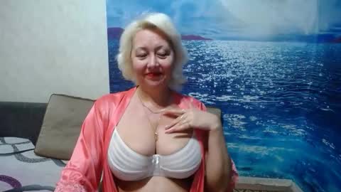 VicunaCool online show from April 2026 09:28:02 PM
