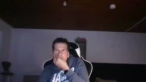 carusouncle online show from January 2026 07:59:02 PM