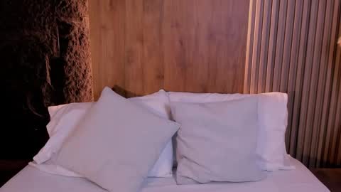 Casandra  online show from March 2025 07:21:02 PM