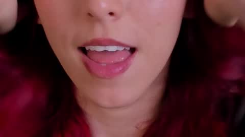 Casandra  online show from September 2025 07:29:01 PM