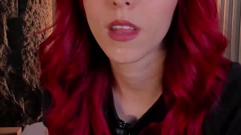 Casandra  online show from October 2025 07:36:02 PM