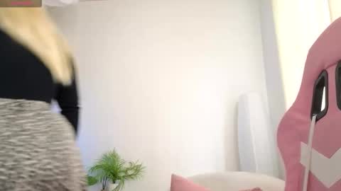 Casey Robbins online show from November 2025 08:02:01 AM