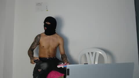 cash_master777 online show from November 2025 11:24:02 AM