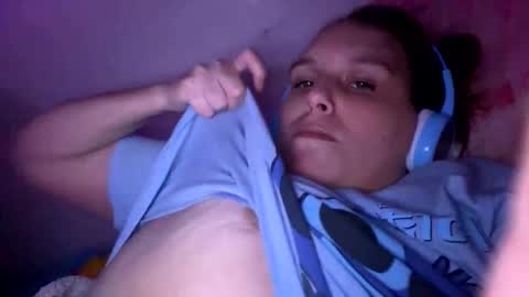 Cash Couple online show from November 2025 12:21:01 AM