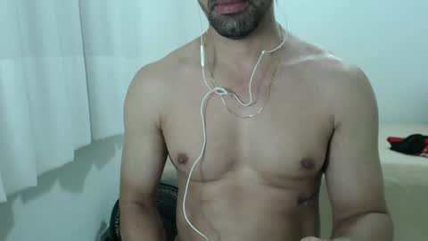 cashmastermuscle77 online show from January 2025 03:31:01 AM