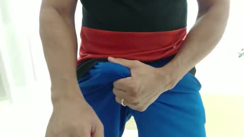 cashmastermuscle77 online show from March 2026 10:29:02 AM