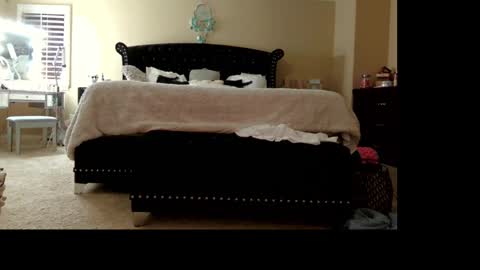 Snapshot of cashmistress81 chatting on January 2025 09:36:02 AM Roxy online show from January 2025 09:36:02 AM