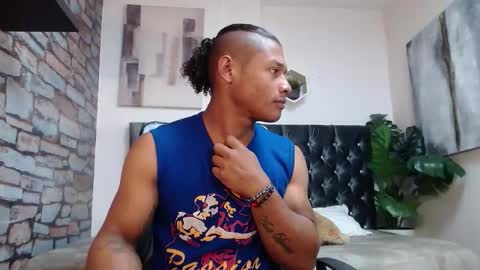 Casike online show from September 2025 06:57:01 PM