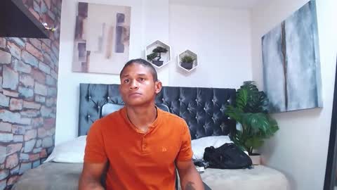 Casike online show from October 2025 04:49:02 PM