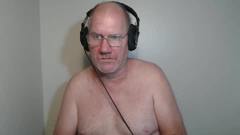 CasinoCam online show from November 2025 07:33:02 AM