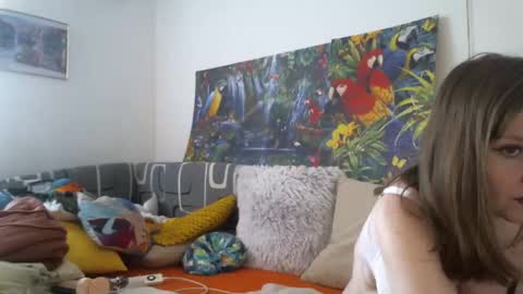 Cassandra online show from February 2025 01:33:01 PM