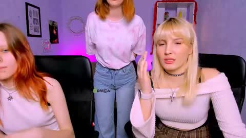 Cassandra online show from March 2026 08:36:02 PM