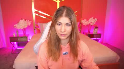 Lena online show from September 2025 06:37:02 AM