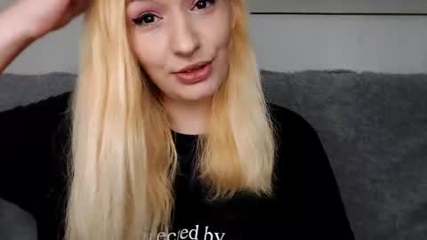 Snapshot of cassandratate chatting on January 2025 08:29:01 AM Casey Chris online show from January 2025 08:29:01 AM