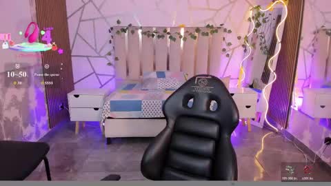 Snapshot of casse_tay chatting on June 2026 03:21:02 AM casse_tay online show from June 2026 03:21:02 AM