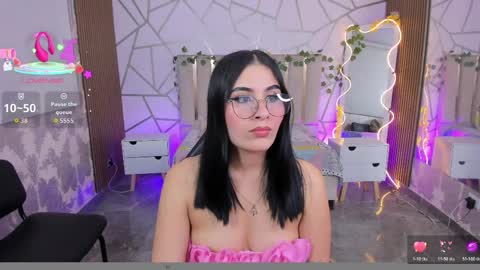 Snapshot of casse_tay chatting on June 2026 03:18:01 AM casse_tay online show from June 2026 03:18:01 AM