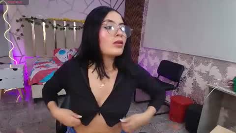 Snapshot of casse_tay chatting on July 2026 03:52:01 AM casse_tay online show from July 2026 03:52:01 AM