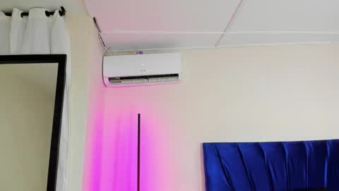 CASSIAN GOLD online show from January 2026 04:04:01 AM