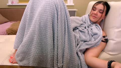 Anna online show from February 2025 12:17:01 AM