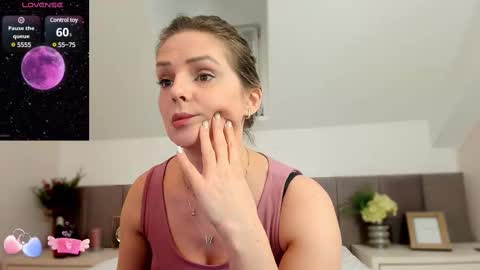 Snapshot of cassidyanne chatting on February 2025 09:42:01 AM cassidyanne online show from February 2025 09:42:01 AM