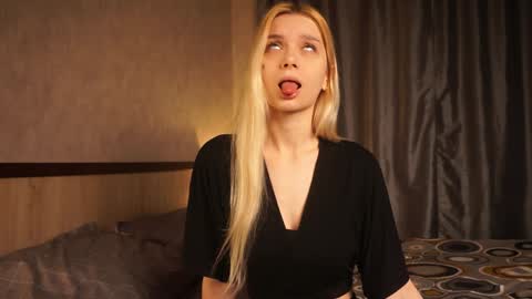 Cassie online show from January 2025 09:22:01 PM