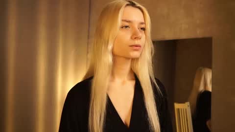 Cassie online show from March 2025 02:51:01 PM