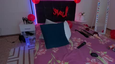 Cassie online show from February 2025 06:43:02 AM