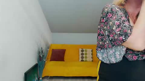 CassieJonas online show from December 2024 04:23:01 AM