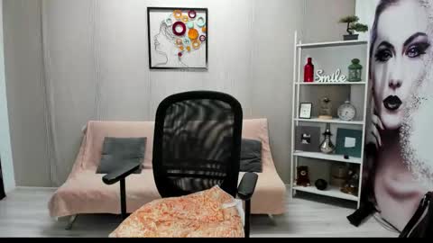 CassieJonas online show from December 2025 04:43:01 AM