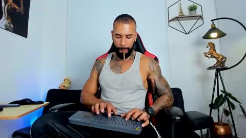 Matheo Brown online show from February 2025 12:28:01 AM