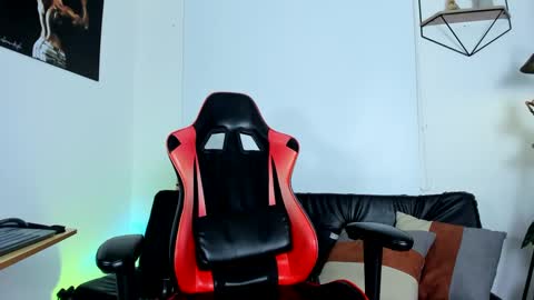 Matheo Brown online show from March 2025 07:40:01 PM