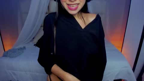 Lorena Saenz online show from March 2026 06:59:02 PM