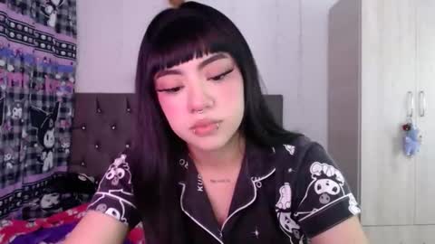 Mila online show from April 2026 06:51:01 AM