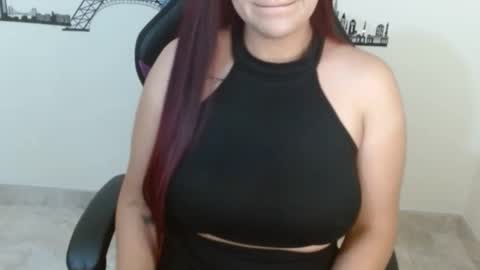 Snapshot of cata__gutierrez_ chatting on February 2025 10:59:02 AM Cata online show from February 2025 10:59:02 AM