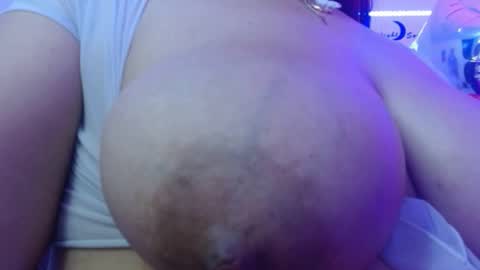 Snapshot of cata__gutierrez_ chatting on February 2025 02:02:01 PM Cata online show from February 2025 02:02:01 PM