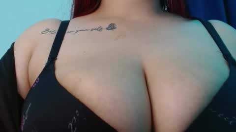 Snapshot of cata__gutierrez_ chatting on October 2025 04:57:02 AM Cata online show from October 2025 04:57:02 AM