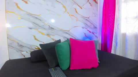 cata_gil1 online show from October 2025 06:08:01 PM