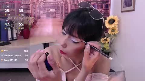 Queen Catalella online show from September 2025 03:19:02 AM