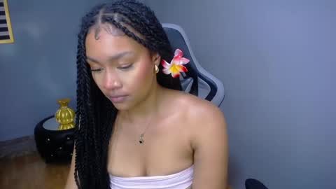 Snapshot of catalina25_t chatting on February 2025 07:08:02 PM catalina25_t online show from February 2025 07:08:02 PM