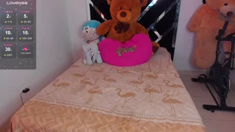 Snapshot of catalina_smith__ chatting on December 2024 02:20:02 AM Catalina online show from December 2024 02:20:02 AM