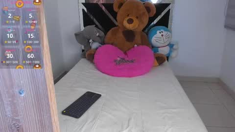 Snapshot of catalina_smith__ chatting on September 2025 11:17:01 PM Catalina online show from September 2025 11:17:01 PM