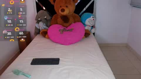 Snapshot of catalina_smith__ chatting on October 2025 11:59:01 PM Catalina online show from October 2025 11:59:01 PM