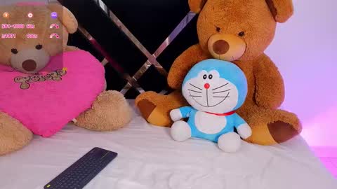 Snapshot of catalina_smith__ chatting on February 2026 11:37:01 PM Catalina online show from February 2026 11:37:01 PM