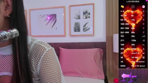 Catalina online show from December 2024 07:36:01 PM