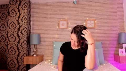 CatalinnaThompson online show from December 2024 11:50:02 AM