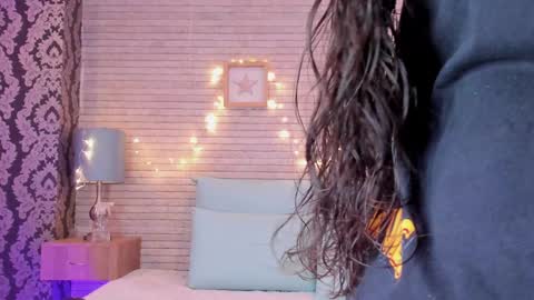 CatalinnaThompson online show from December 2024 12:01:02 PM