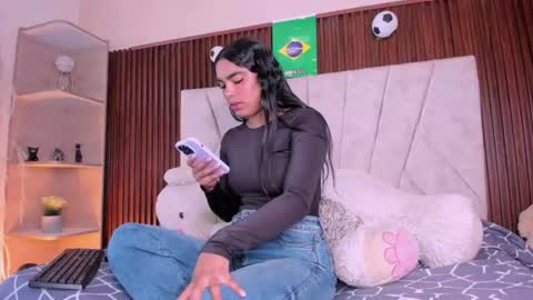 Snapshot of catalleya_f chatting on July 2026 08:00:01 PM catalleya_f online show from July 2026 08:00:01 PM
