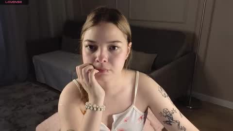 Pat online show from October 2025 01:28:01 AM