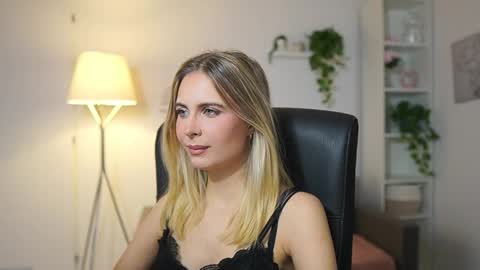 catecrago  online show from December 2025 09:18:01 AM